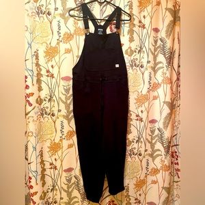 Duluth Women’s Sweatpant Overalls